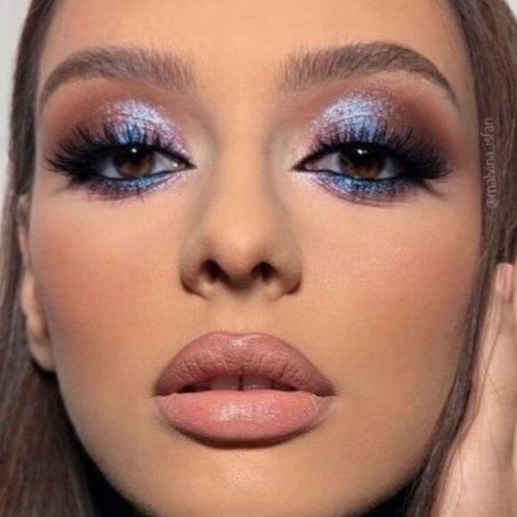 MAC Duo Chrome "Bougie" Paint Pot  - Picture 7 of 13